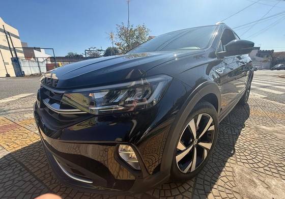 VOLKSWAGEN NIVUS 1.0 200 TSI TOTAL FLEX HIGHLINE AUTOMÁTICO VOLKSWAGEN NIVUS 1.0 200 TSI TOTAL FLEX HIGHLINE AUTOMÁTICO